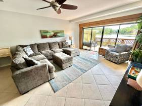 5197 Beachwalk