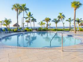 Pointe Santo B33