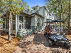 Magnolia Cottages by the Sea - Cruis'n and Sail'n