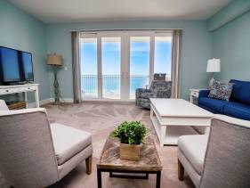 Laketown Wharf Beach Resort 1002