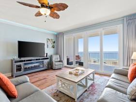 Laketown Wharf Beach Resort 1720