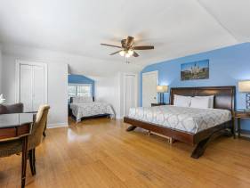 Mid-City Studio | Near Jazz & Festivals