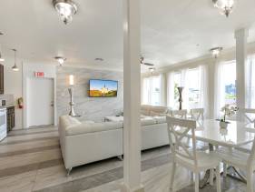 Fully Equipped 4BR Condo in the Heart of NOLA