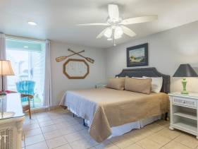 Bahia Mar 418