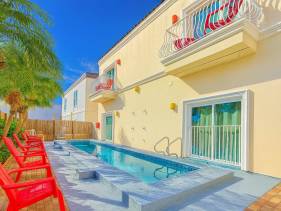 Steps to the Beach Great Value Pool Home