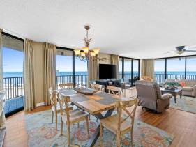 Summerhouse 306B