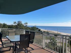 Spacious Beachview End Unit in Legacy Tower 1-501 - 3 b