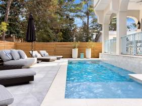 Sapphire Bay