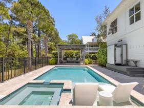 Four Palms