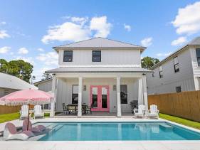 Shimmy By The Sea
