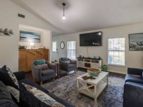 The Gulf Breeze Getaway
