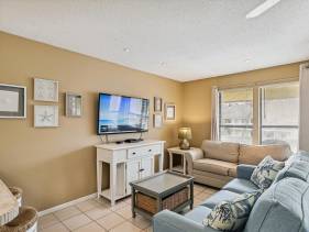 Sandpiper Cove 8226
