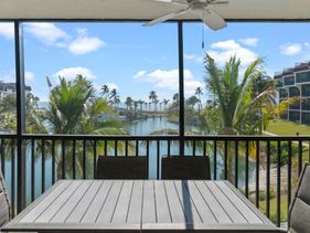 Pointe Santo C25