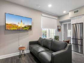 Gorgeous 2BR Suite in the Heart of New Orleans