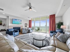 Turquoise Place 408C
