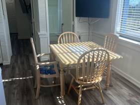 Spacious 2BR Family Getaway Near the Beach