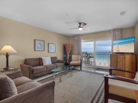 Emerald Dunes 302