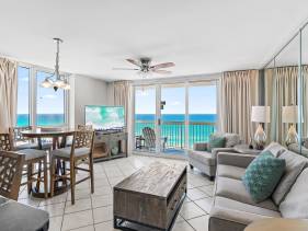 Pelican Beach Resort 801
