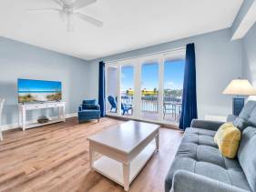 Laketown Wharf 116