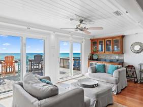 Green Reef #8- Beachy Keen