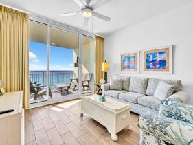 Aqua Resort 706