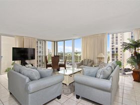 Shoreline Towers 1056