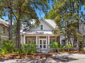 287 W Lake Forest Dr