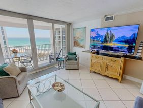 Shoreline Towers 2063
