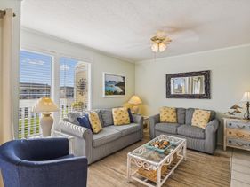 Sandpiper Cove 2041