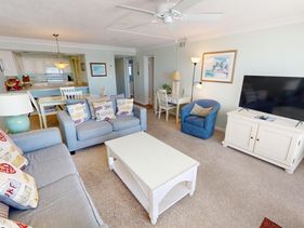Beach House 304B