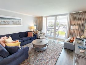Shoreline Towers 3025