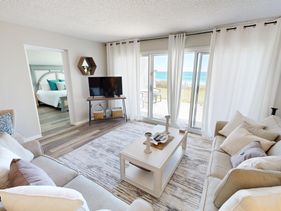 Beach House 101A