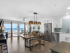 Crystal Sands 103A