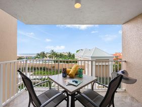 Marco Beach Ocean Resort Unit 712