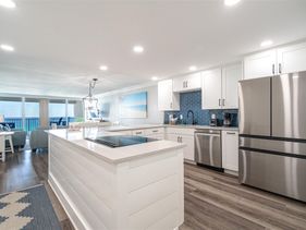 Shoreline Towers 2104