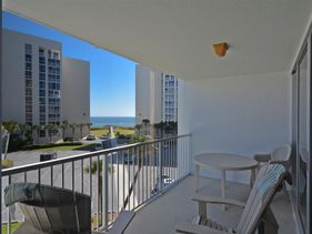 Shoreline Towers 3044