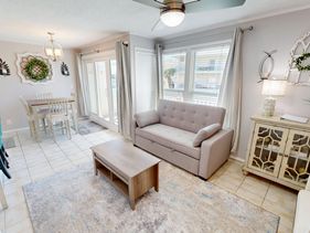 Sandpiper Cove 2045
