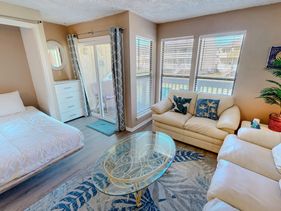 Sandpiper Cove 8127