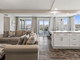 Shoreline Towers 3031