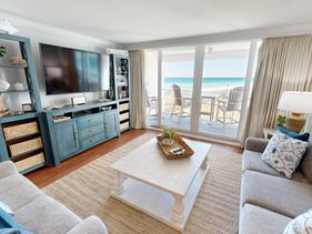 Shoreline Towers 1033