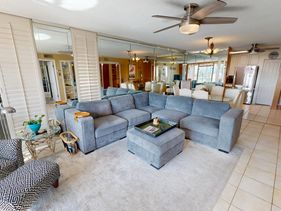 Dolphin Point 406B