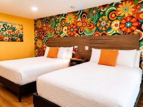 The Blu - Room 15 - Flower Power