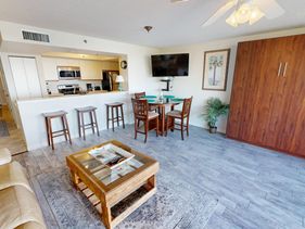 Magnolia House 108