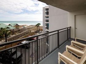 Nautilus 2409 Gulf View 2 BR 2 BA 4th FLR