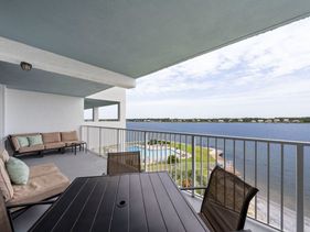 Compass Point 308