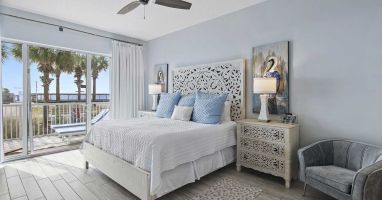 where to stay in miramar beacg