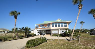 Long driveway - for cars, golf carts and your boat