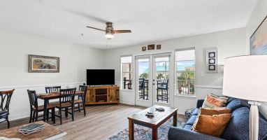 Open living concept with Gulf Views