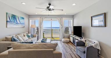 Cozy oceanfront living room