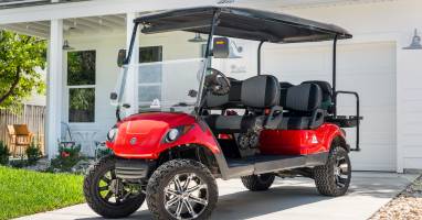 The convenient golf cart is at your complete disposal, allowing you to explore the area and travel to the beach with ease.
